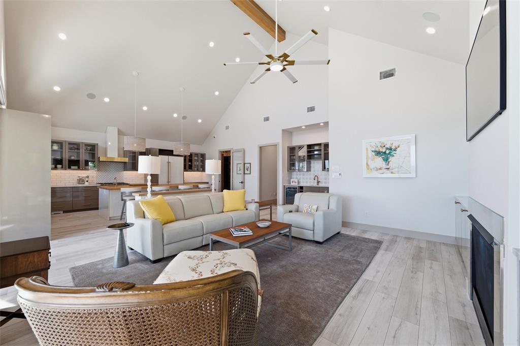 Bushwhacker Peninsula Sub - Residential