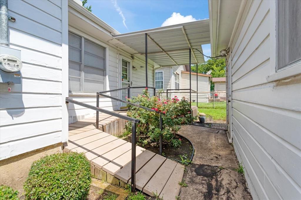 Christian College Add - Residential
