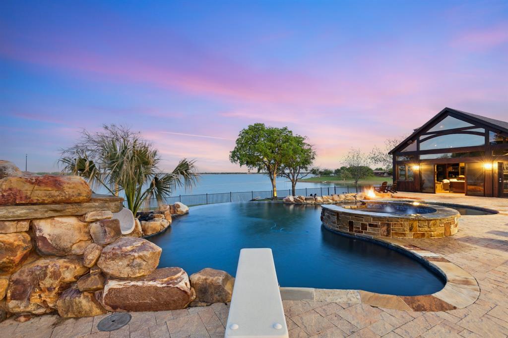 Sunrise Bay At Lake Lewisville - Residential