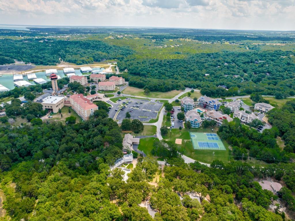 Tanglewood 1 Condos - Residential