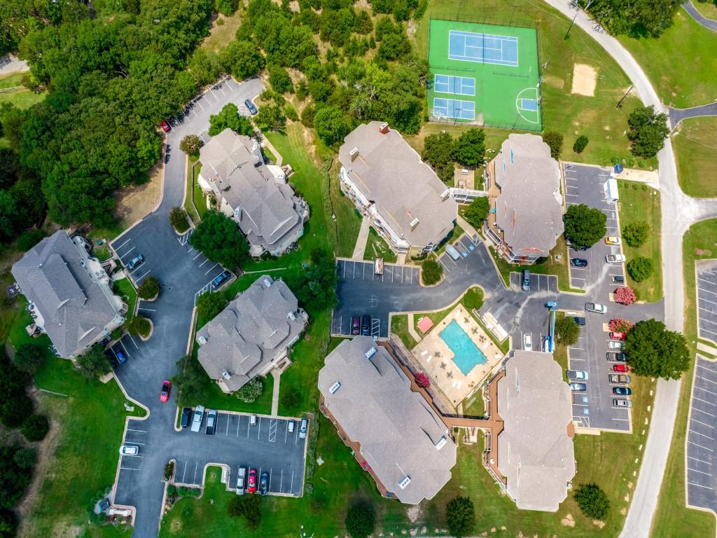 Tanglewood 1 Condos - Residential
