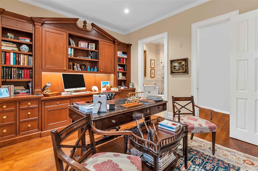Edgemere On The Pkwy - Residential