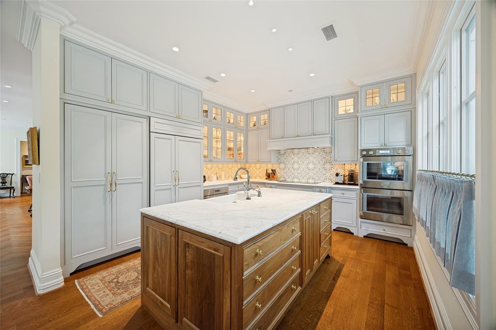 Edgemere On The Pkwy - Residential