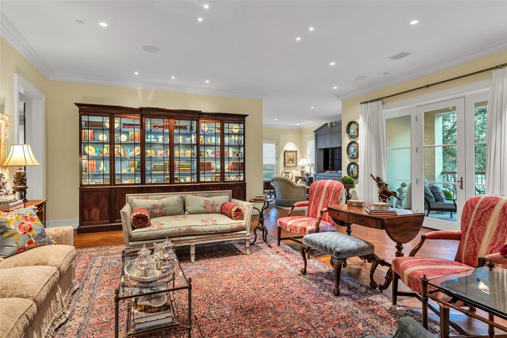 Edgemere On The Pkwy - Residential