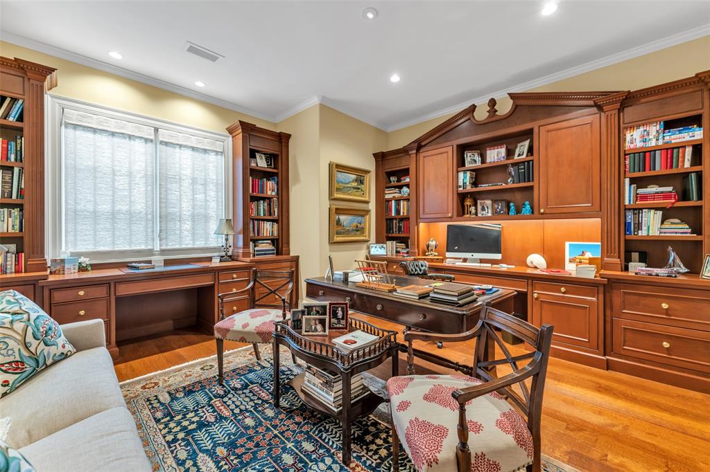 Edgemere On The Pkwy - Residential