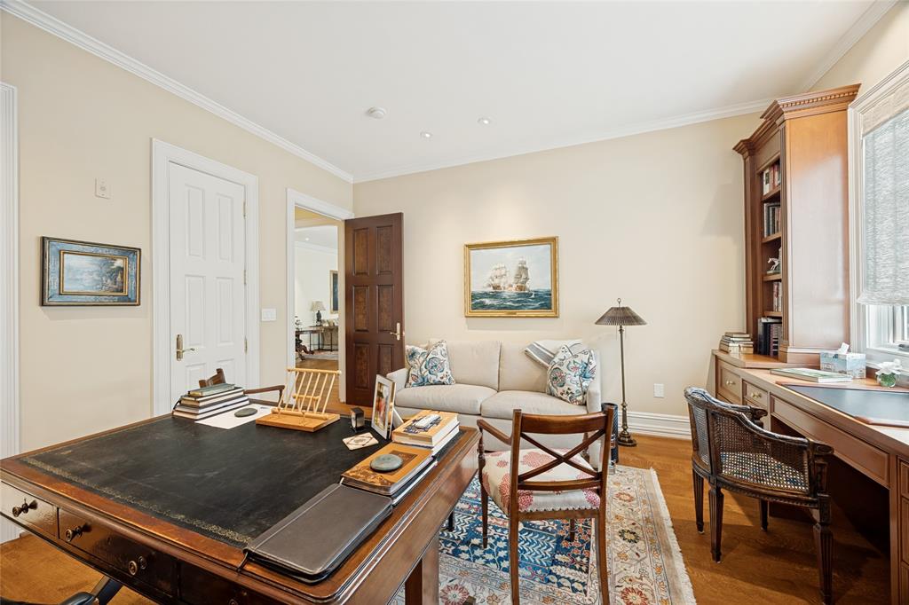 Edgemere On The Pkwy - Residential