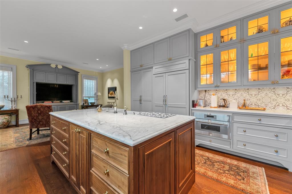Edgemere On The Pkwy - Residential