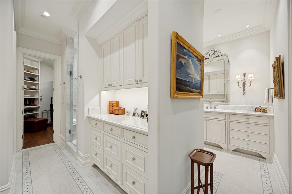Edgemere On The Pkwy - Residential