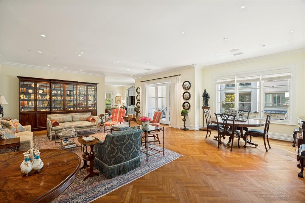 Edgemere On The Pkwy - Residential