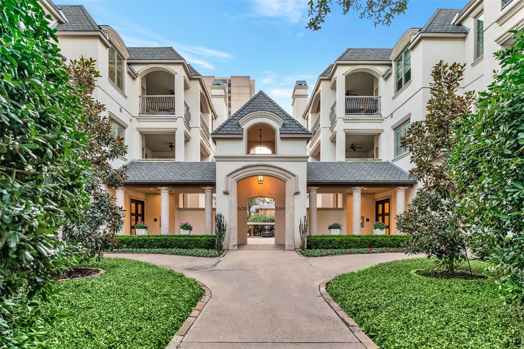 Edgemere On The Pkwy - Residential