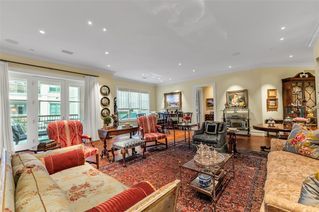 Edgemere On The Pkwy - Residential