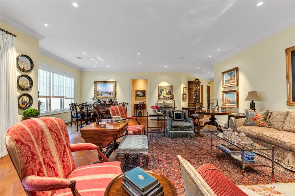 Edgemere On The Pkwy - Residential