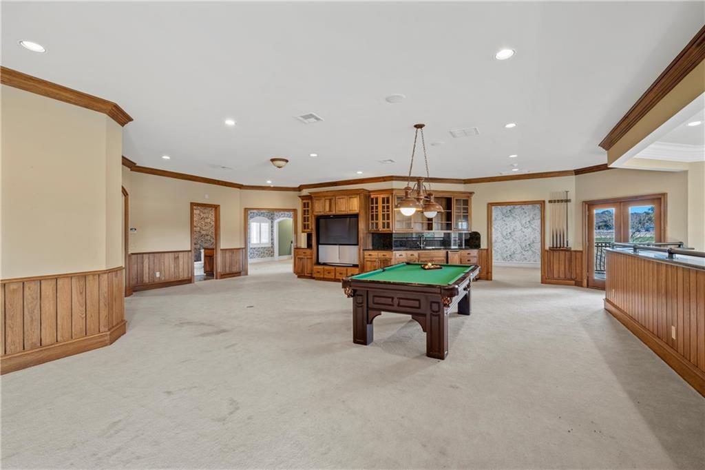 Fish Pond Club - Residential