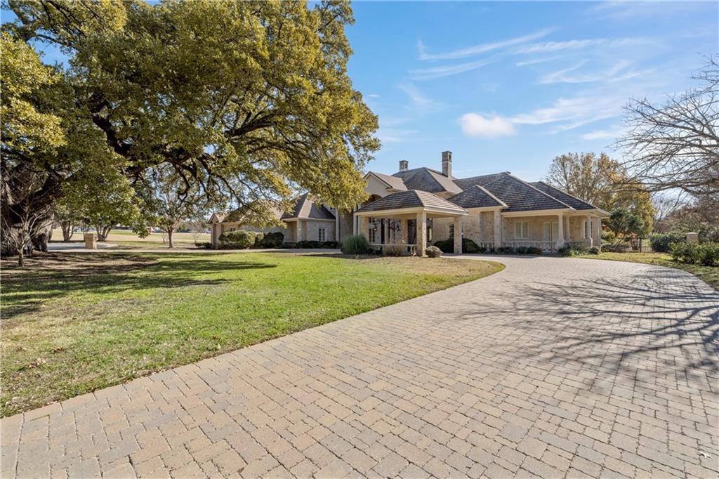Fish Pond Club - Residential