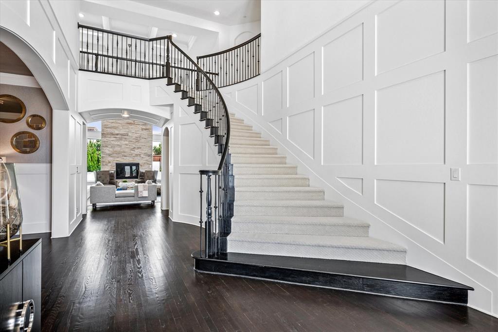 Richwoods Ph Twenty - Residential