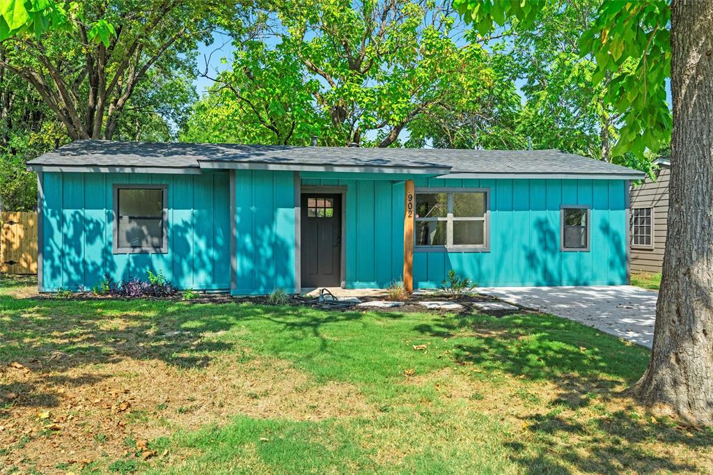 Wow! It really is that nice, at a great price. At last, a home with personality. Great street appeal with a modern twist. Updated paint, HVAC, roof, and windows. We offer an updated kitchen, cabinets, countertops, floors, backsplash, and appliances. Opening off the kitchen you will find an inviting den perfect for entertaining or even relaxing. Our oversized split master bedroom offers load of floor space and adjacent luxury bath with huge walk-in shower, updated vanity and floors. Our secondary bedrooms are perfect for kids or guests. Our spacious backyard offers loads of space for your four legged friends.