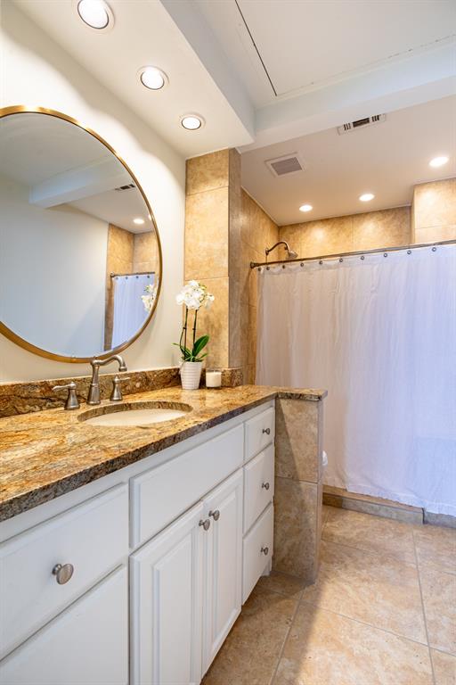 Holland Ave Condo 4015-4025 - Residential