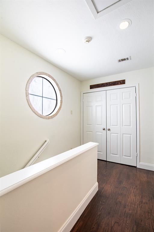 Holland Ave Condo 4015-4025 - Residential