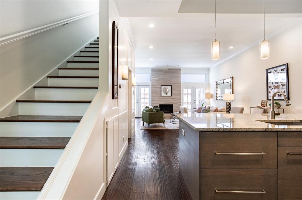 Holland Ave Condo 4015-4025 - Residential