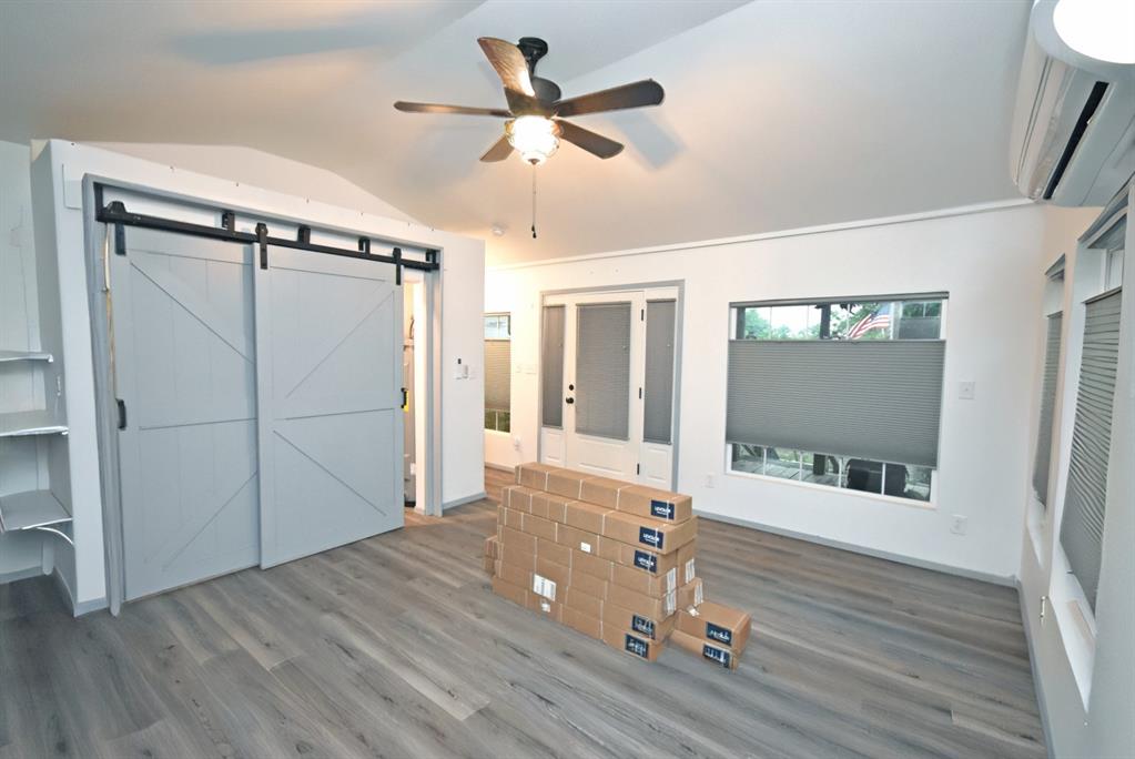 White Oak Shores - Residential
