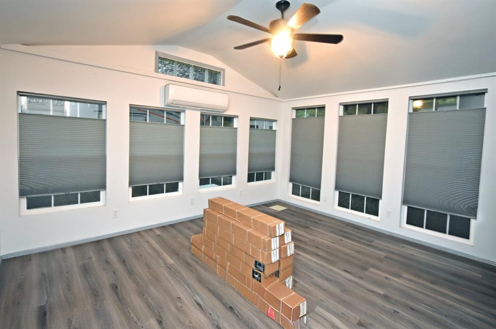 White Oak Shores - Residential