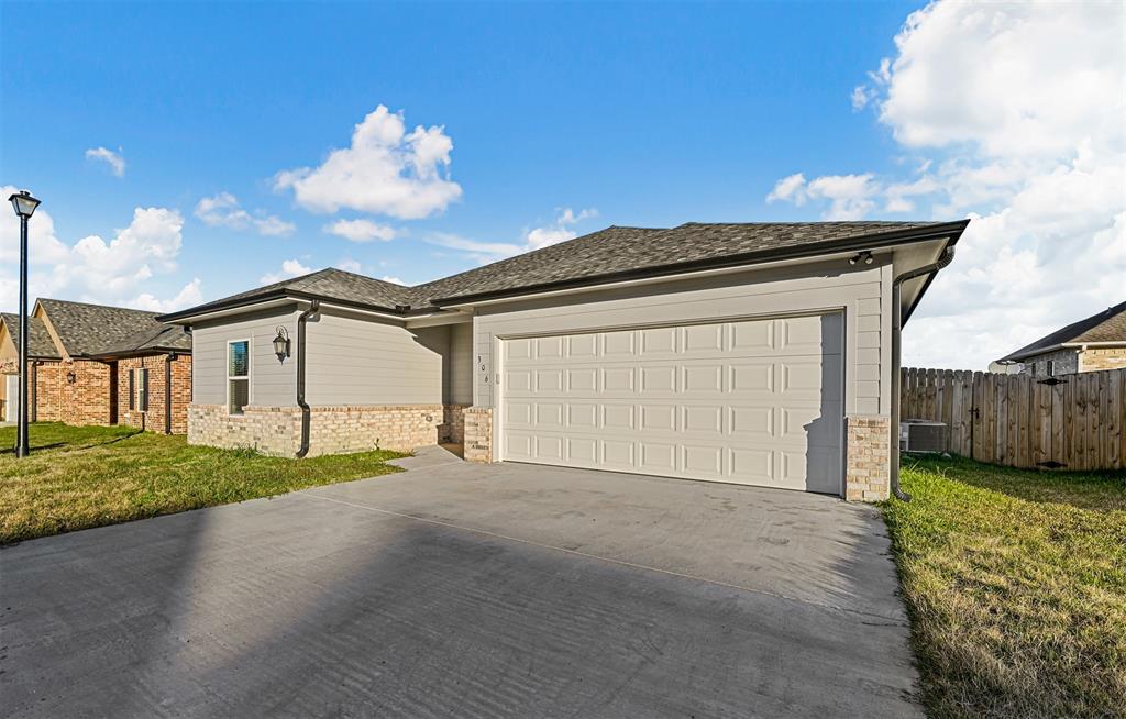 Paschall Heights Ph I - Residential Lease