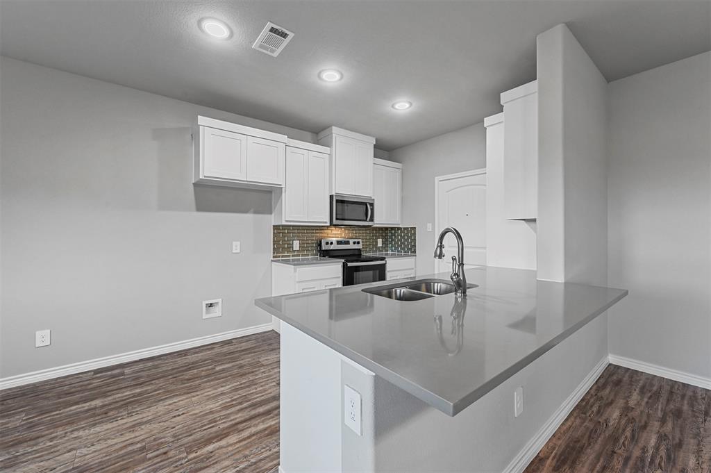 Paschall Heights Ph I - Residential Lease