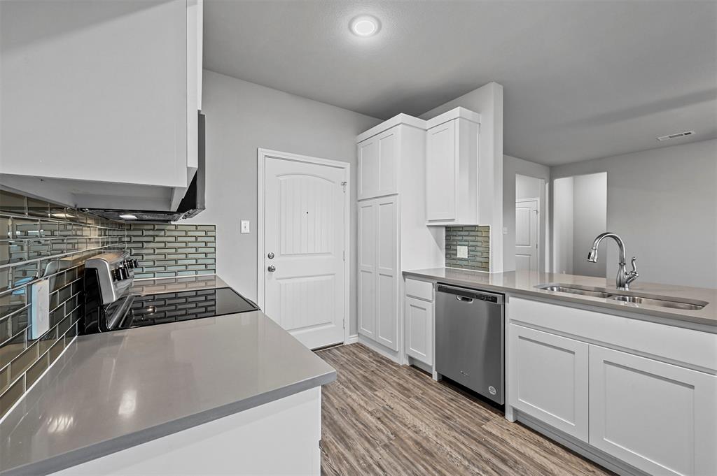 Paschall Heights Ph I - Residential Lease