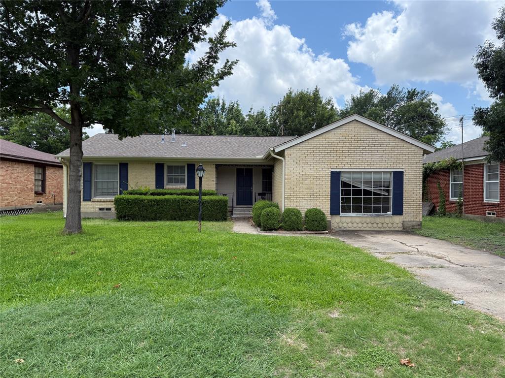House is being sold AS-IS. This house is a great deal! Ideal for investors or DIY. Come see it today, it won't last long!
