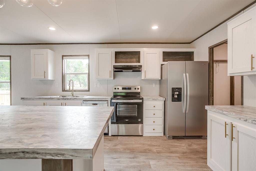 Arrowhead shores - Residential