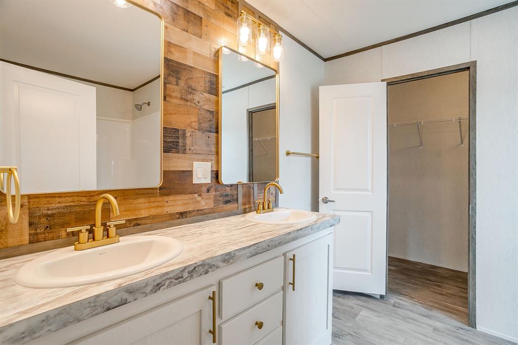 Arrowhead shores - Residential