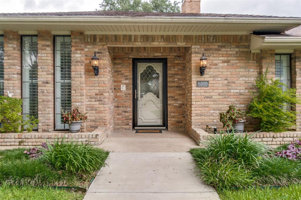 Alexanders Village 01 - Residential