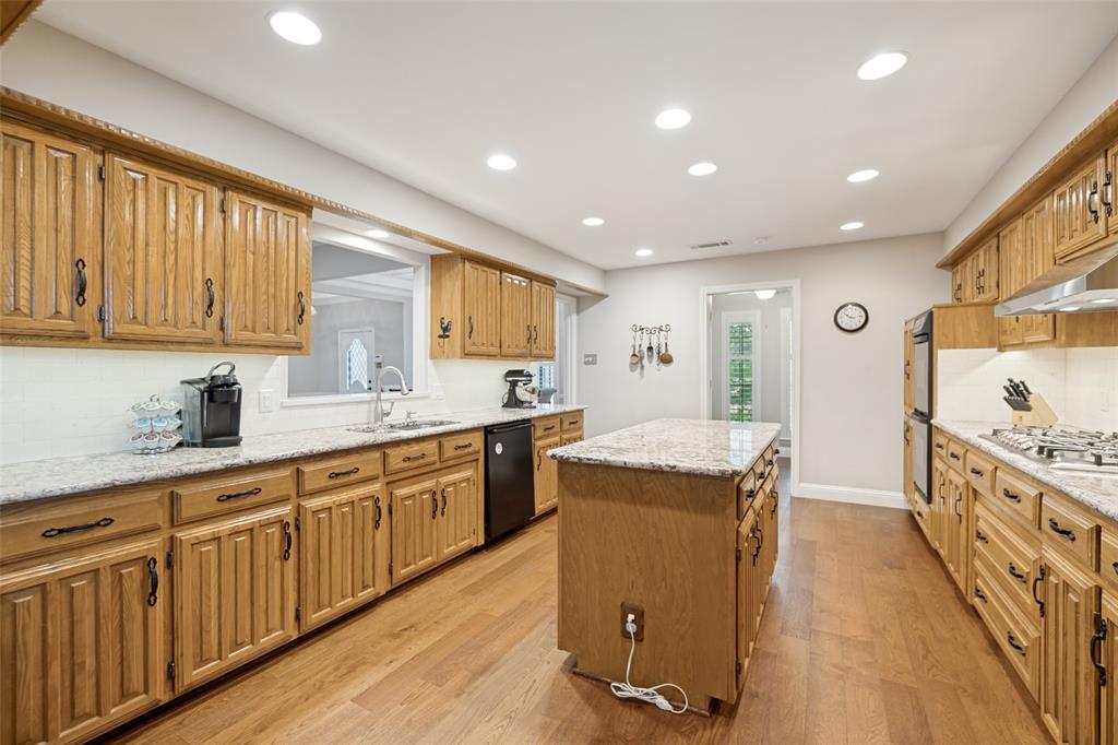 Alexanders Village 01 - Residential