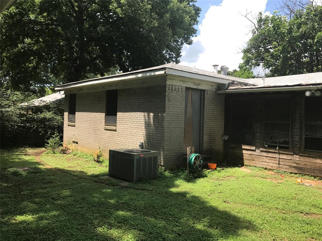 East Irving Heights - Residential Lease