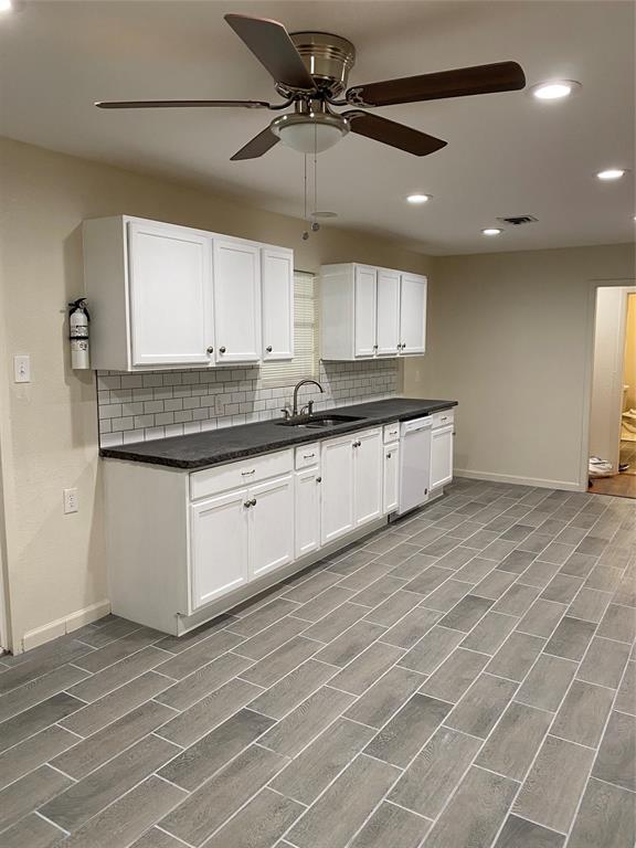 East Irving Heights - Residential Lease