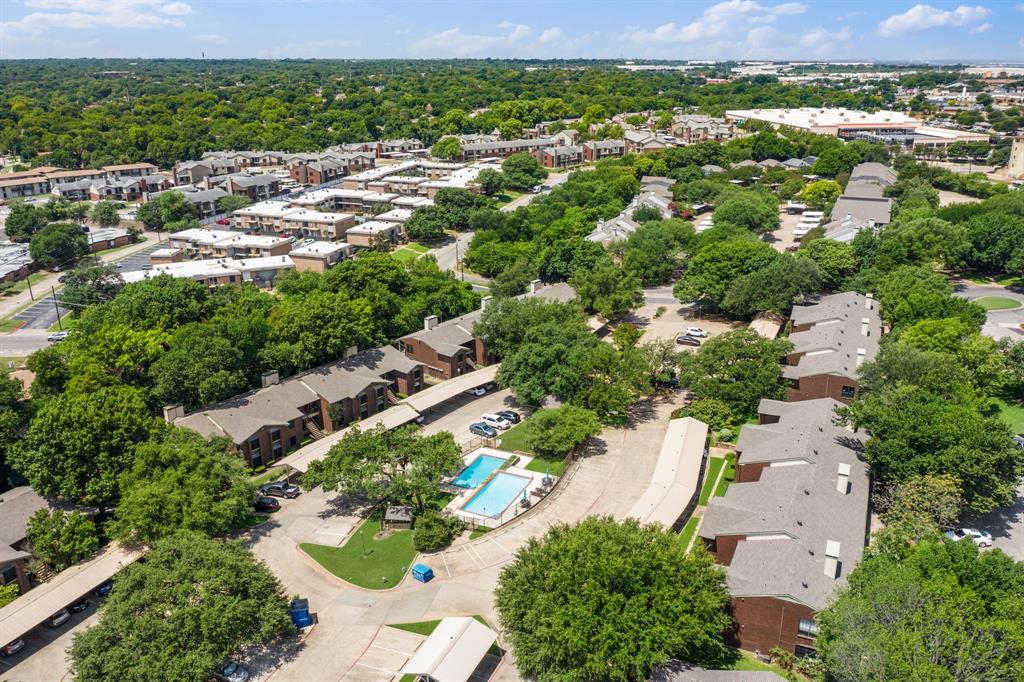 Wedglea Place Condo - Residential