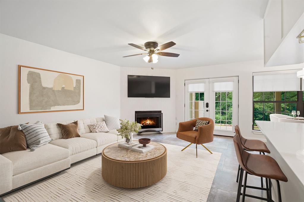 Wedglea Place Condo - Residential