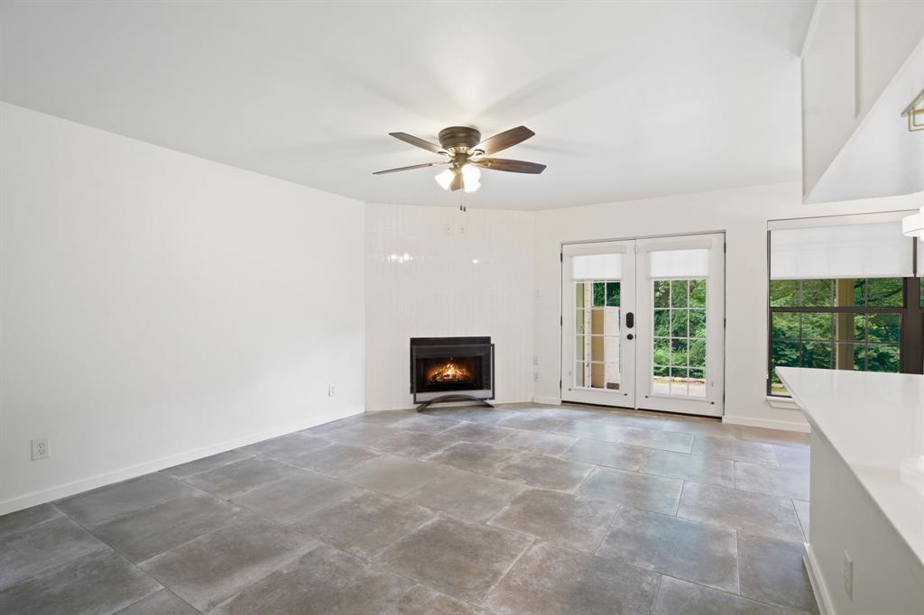 Wedglea Place Condo - Residential