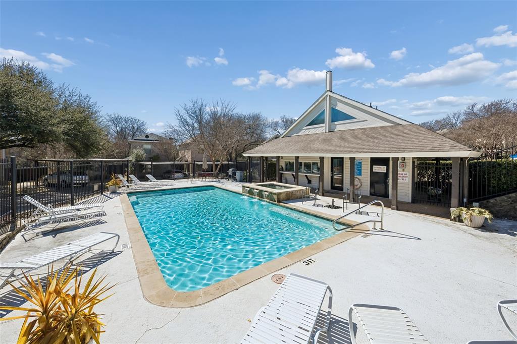 Wedglea Place Condo - Residential