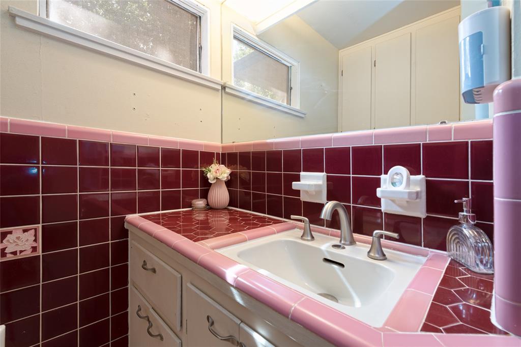 Elmwood West - Residential