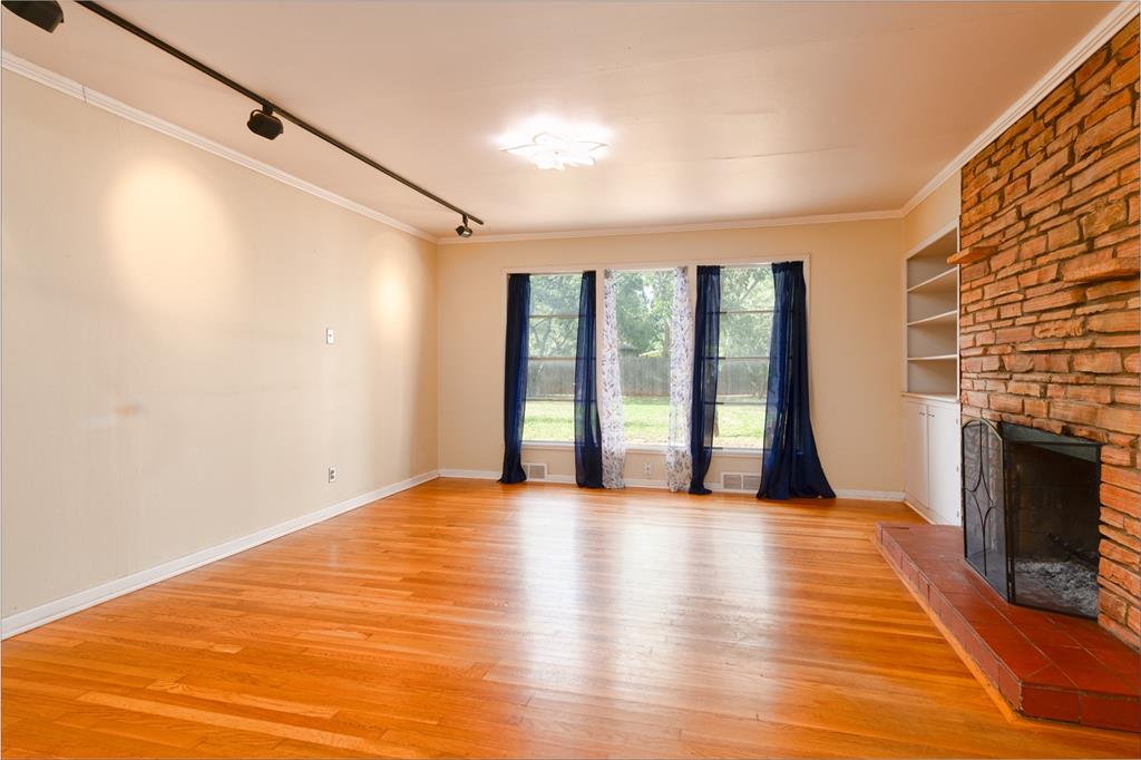 Elmwood West - Residential