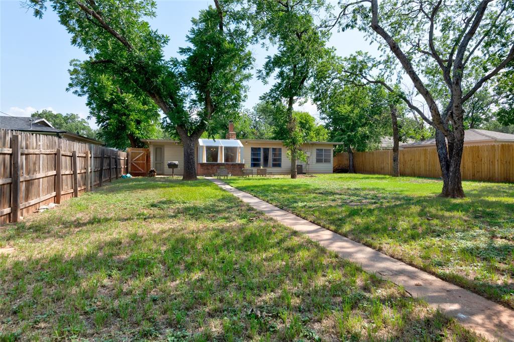 Elmwood West - Residential
