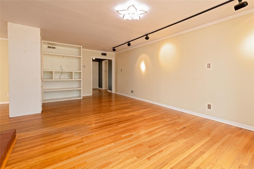 Elmwood West - Residential