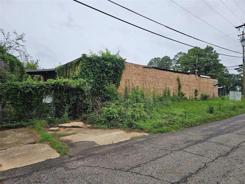 Lister Sub - Commercial Sale