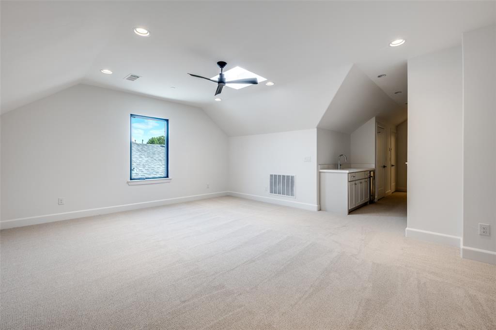 Vanderbilt Place - Residential