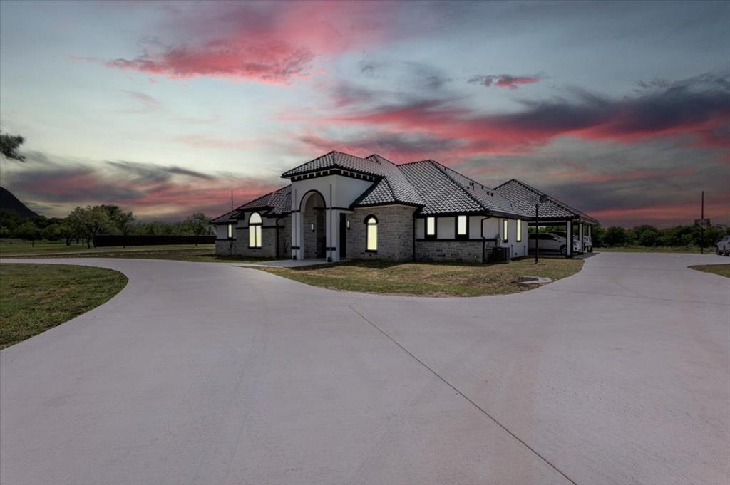 Castillo Add - Residential