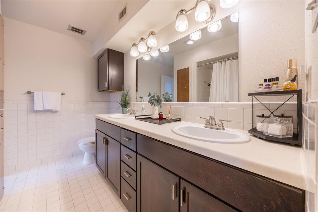 La Fontaine Condo - Residential