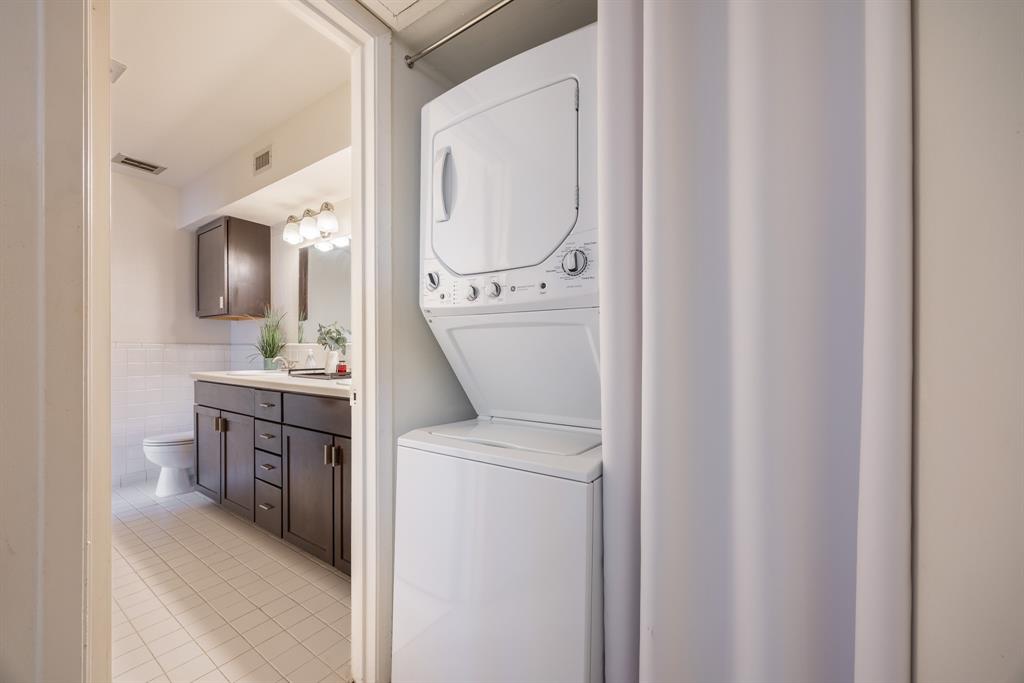 La Fontaine Condo - Residential