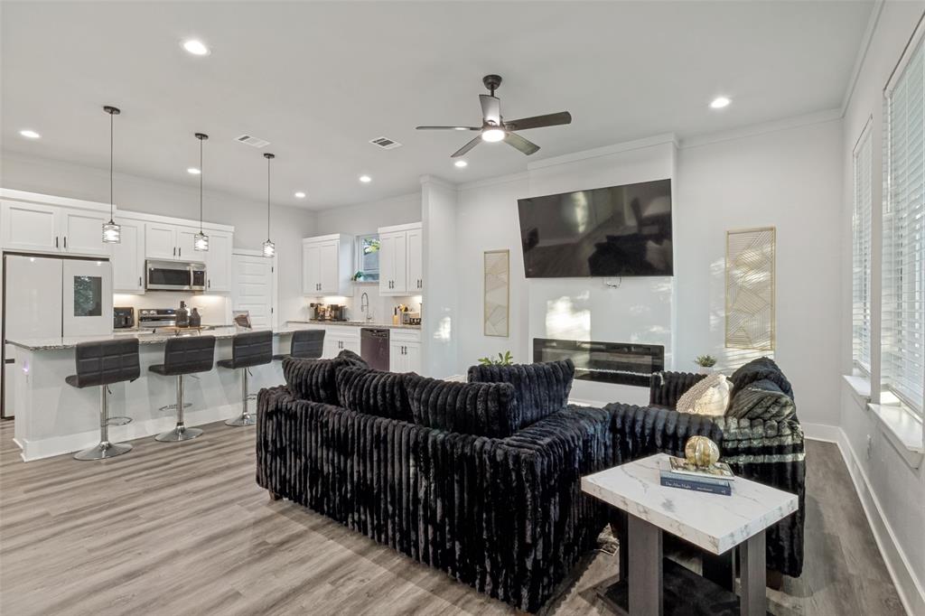 Central Ave - Residential