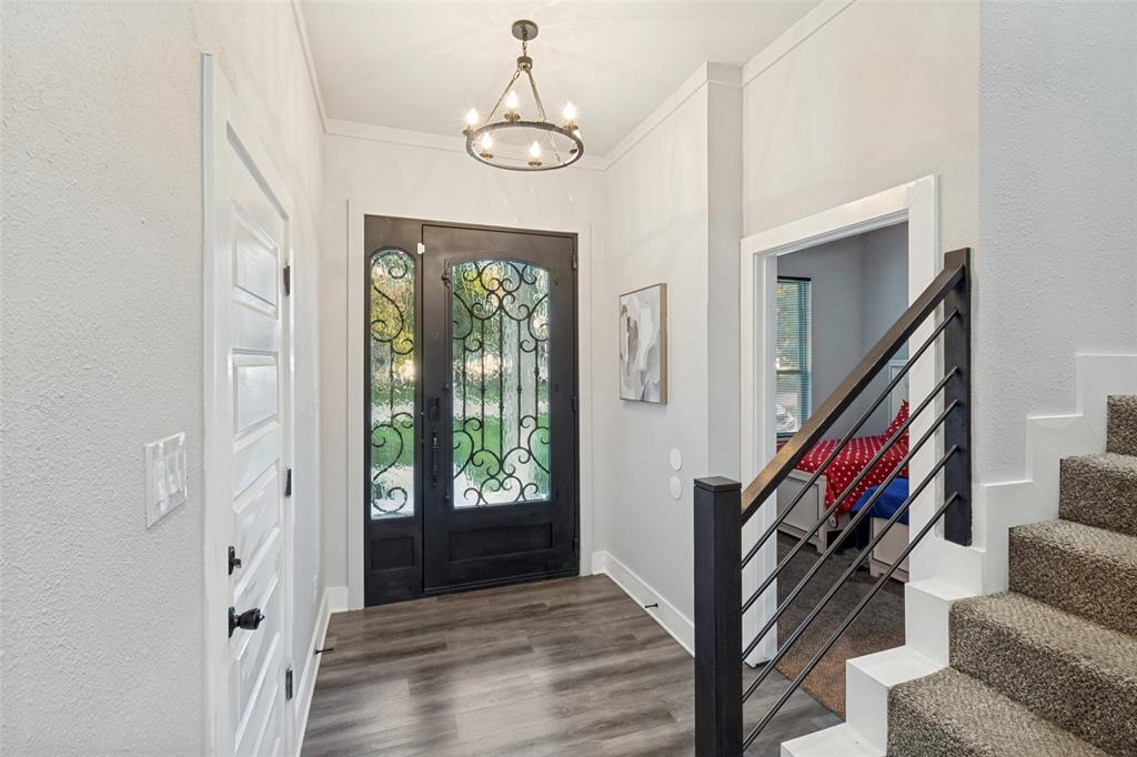 Central Ave - Residential